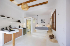 Naxos Boutique Suites